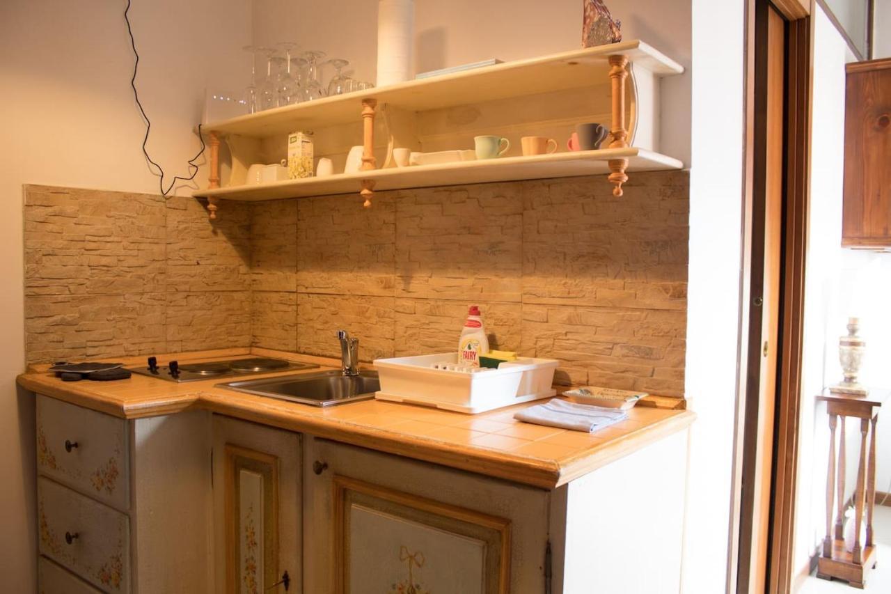 8 Small And Cozy Suite Τιμισοάρα Εξωτερικό φωτογραφία